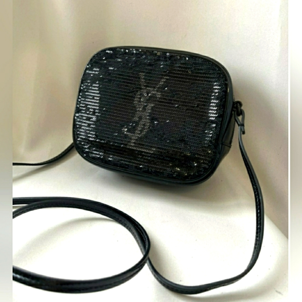 Bloggers YSL crossbody bag